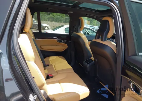 2018 Volvo Xc90 T6 Momentum z USA, uszkodzony, nr VIN YV4A22PK7J1383025